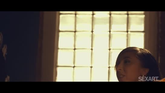 Чувак проломил к соседке стену, чтобы трахнуть