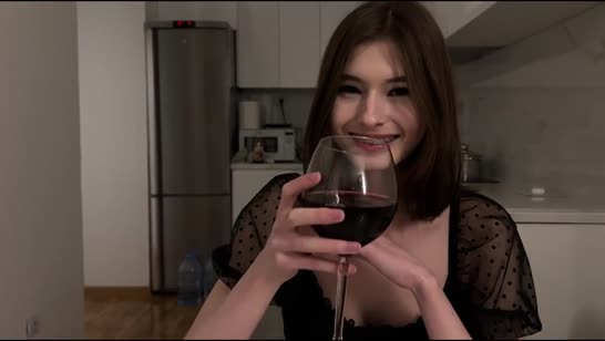 После вина девушка быстро стала доступной